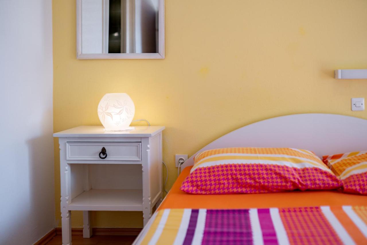 Apartmani Milena Barbat na Rabu Екстериор снимка