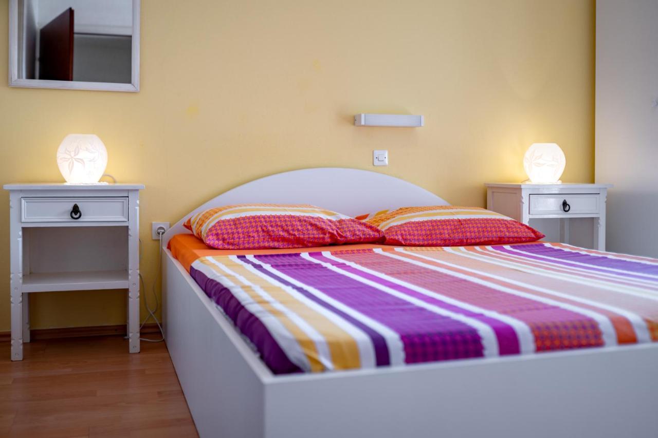 Apartmani Milena Barbat na Rabu Екстериор снимка