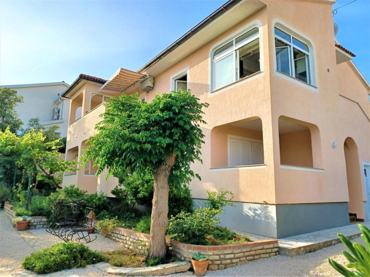 Apartmani Milena Barbat na Rabu Екстериор снимка